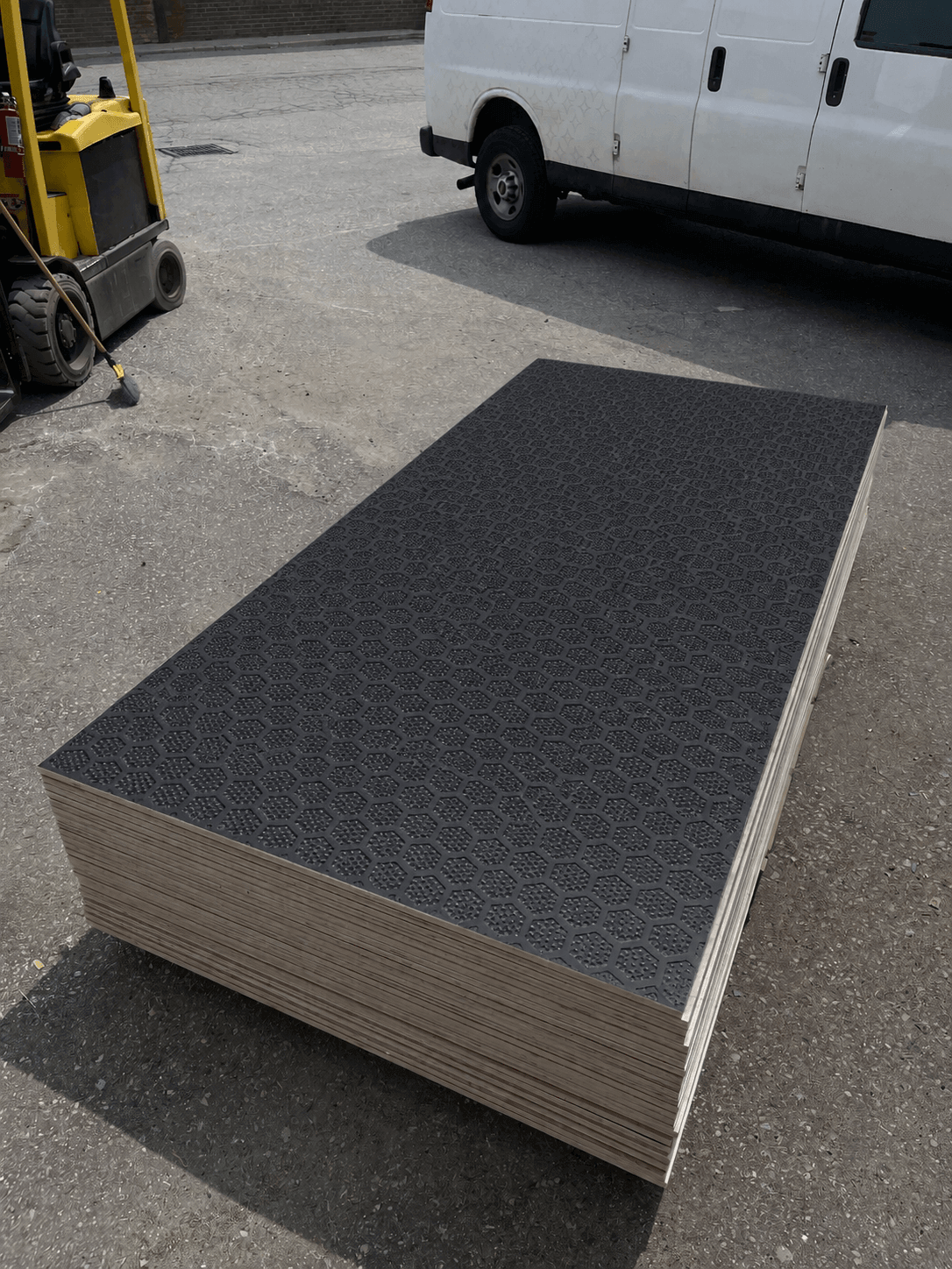 1/2" HEXA Anti-Slip Plywood